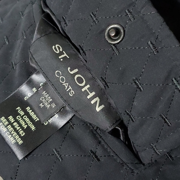 St. John Coats Reversible Quilted Dye Rabbit Vest - Picture 7 of 8